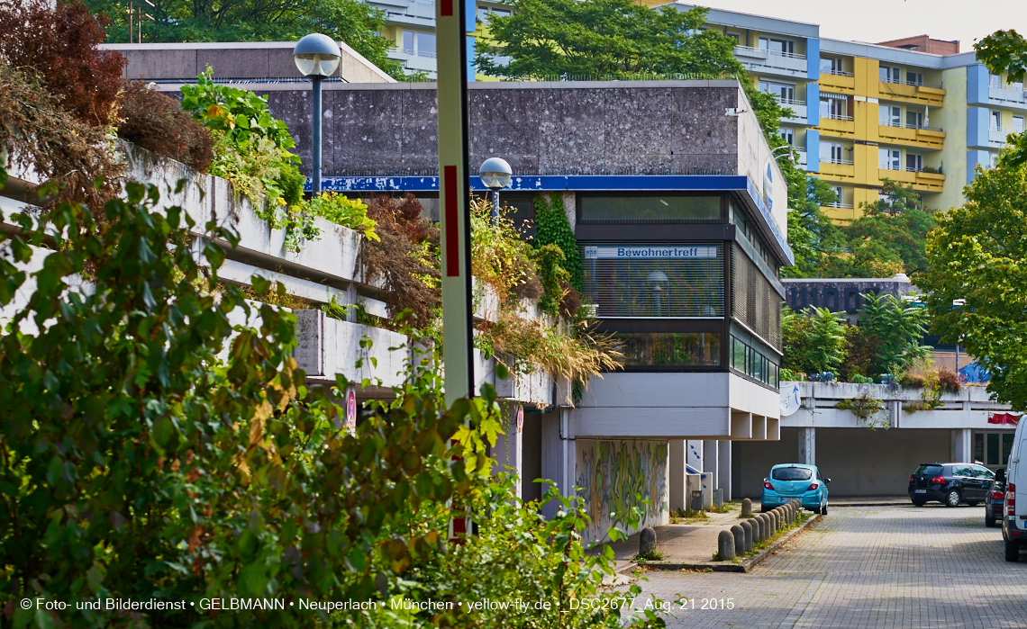 21.08.2015 - die Abrissbaustelle Quiddezentrum in Neuperlach